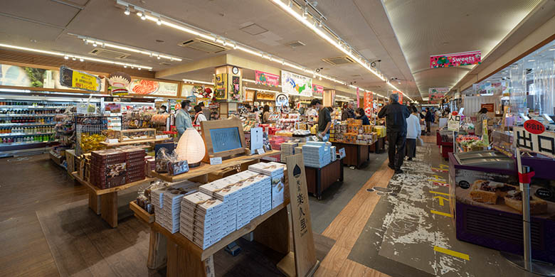 写真：パーキングエリア