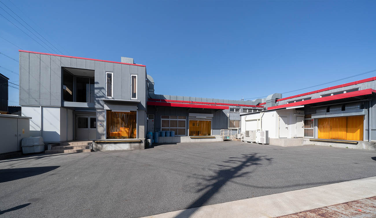 写真：瀬戸製麵所・スープ工場